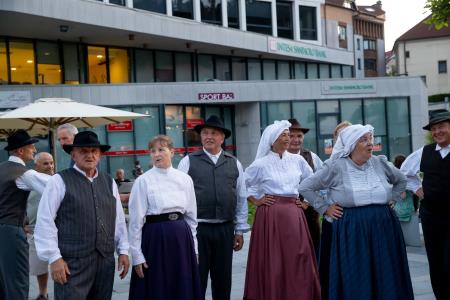 Folklorni večer_Rakek in Burja (14)